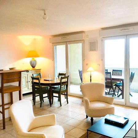 Grand Bleu Apartment Sete Bagian luar foto