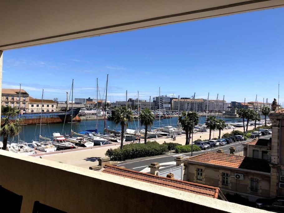 Grand Bleu Apartment Sete Bagian luar foto