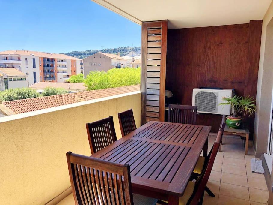 Grand Bleu Apartment Sete Bagian luar foto
